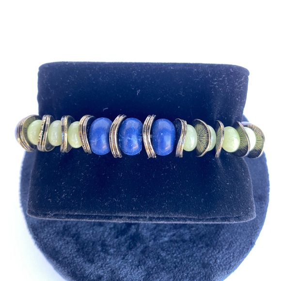 Multi stone bracelet with gold accents - Picture 3 of 4